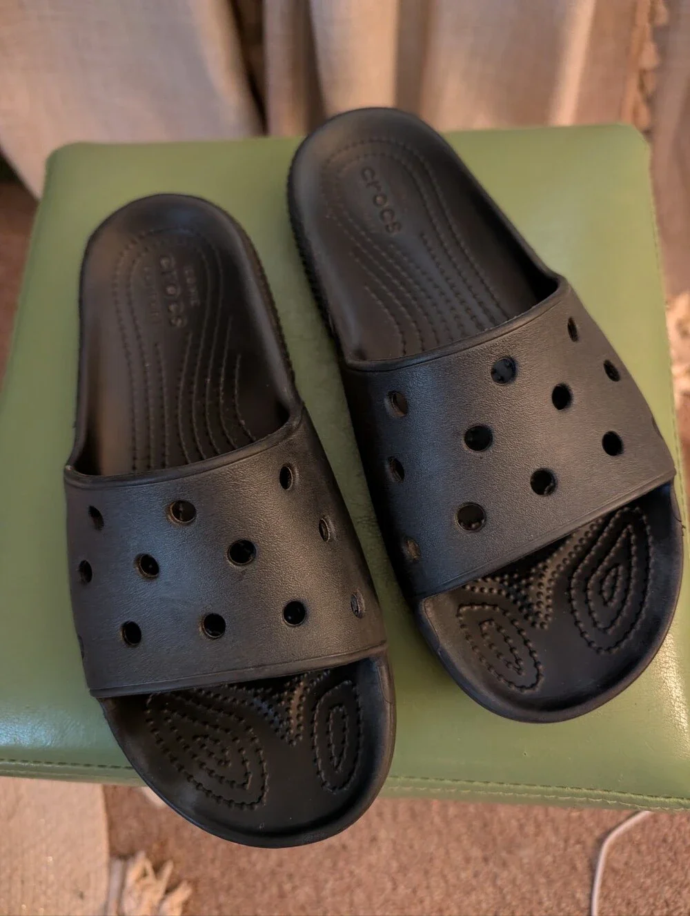 CROCS Black Slide Sandals Women's Size 6 - Picture 1 of 2